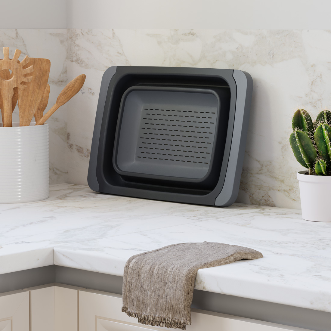 6,3 L Adjustable Folding Strainer
